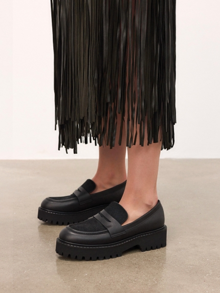 Chaussures à enfiler avec des poils naturels ESSEN