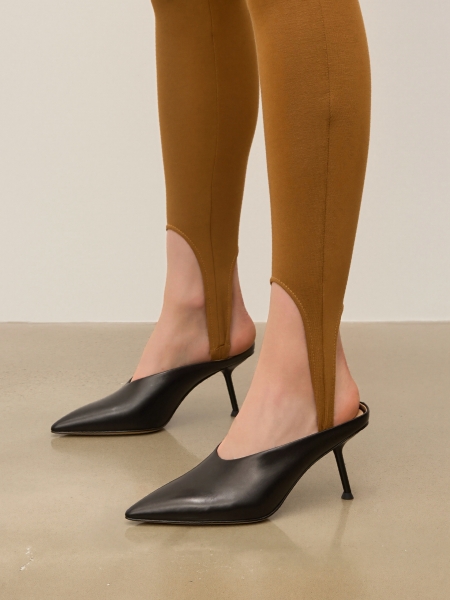 Mules noires avec devant complet KS ELYSIE