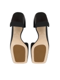 Escarpins en cuir noir sur un poteau géométrique KS SELAME