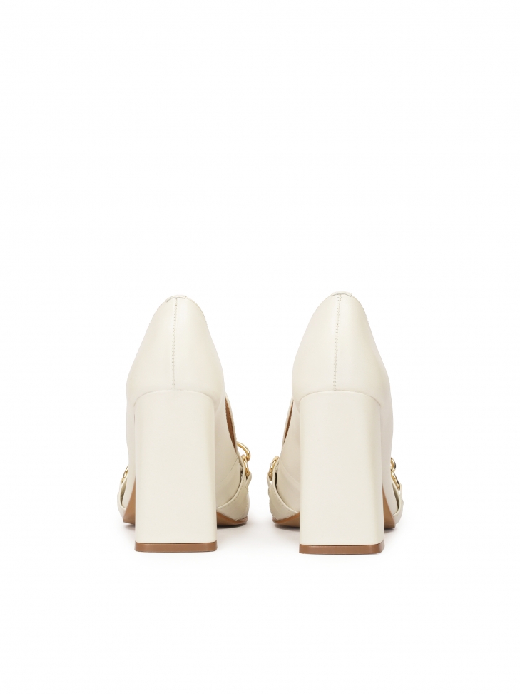 Pompes à nez carrées avec chaînes ZELIA