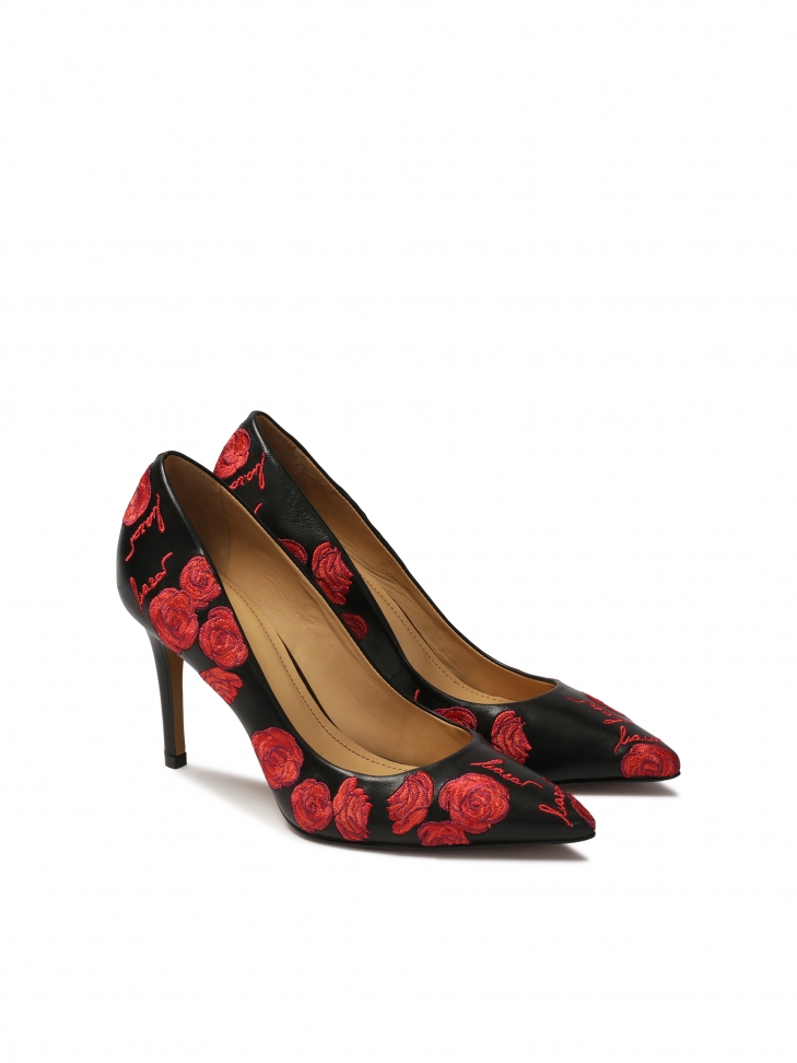 Escarpins noirs avec motif floral brodé NEW PARIS