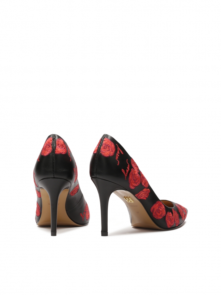 Escarpins noirs avec motif floral brodé NEW PARIS