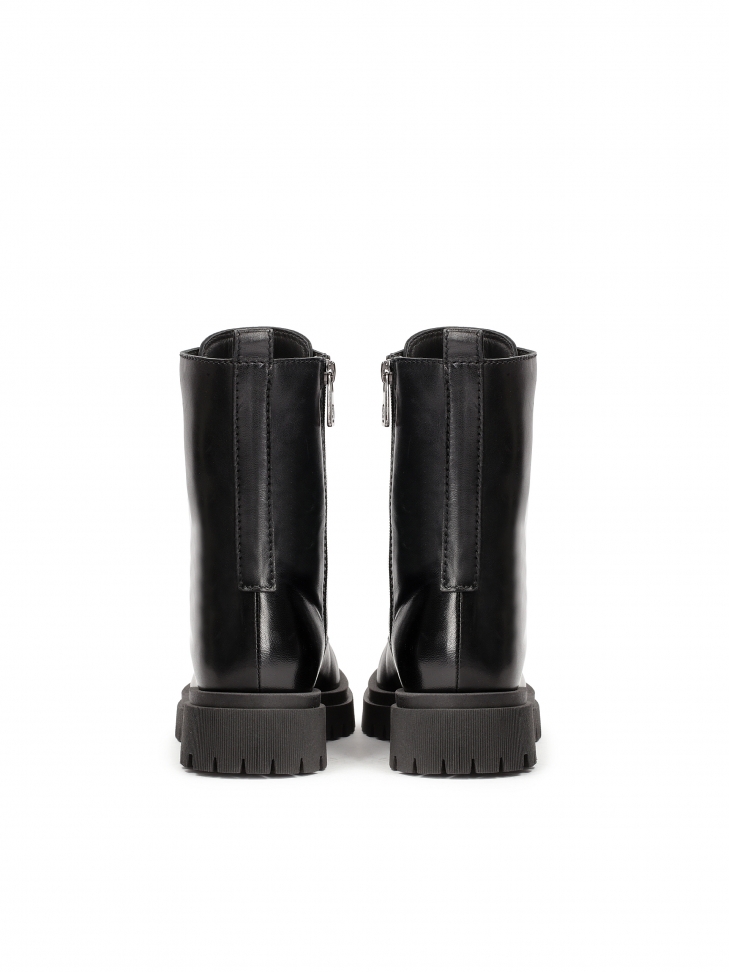 Bottes en cuir minimalistes de style militaire MAILLE