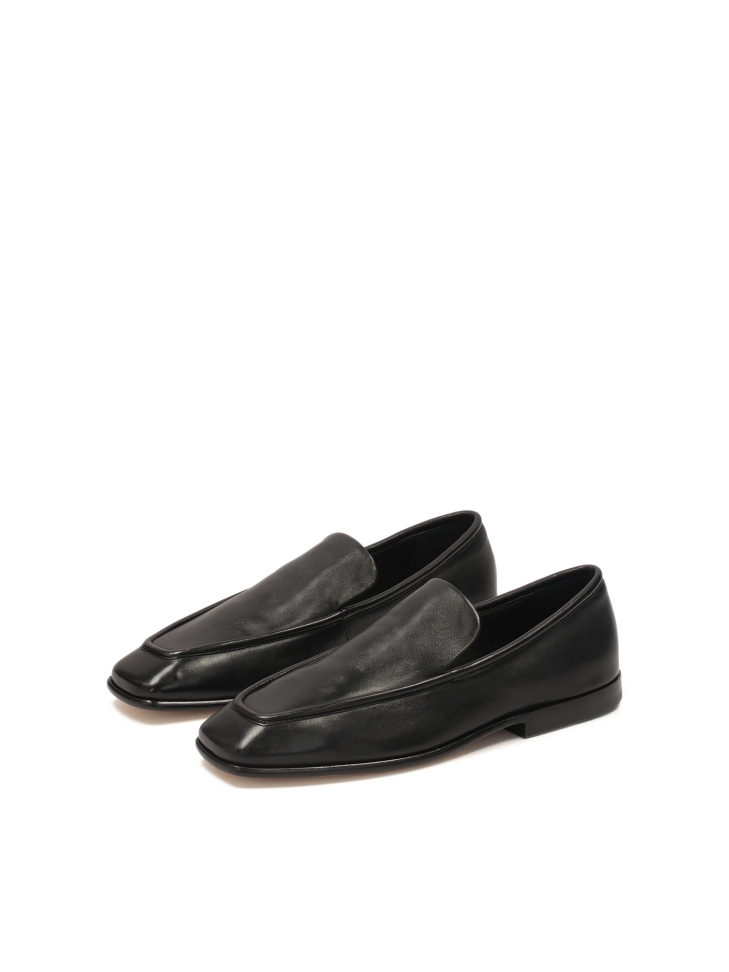 Mocassins noirs minimalistes en cuir pleine fleur CARMEN