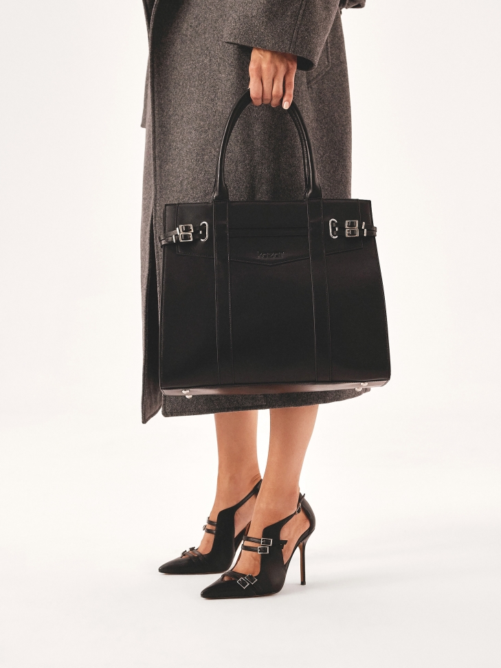 Sac à main noir décoré de sangles à boucle TILMA