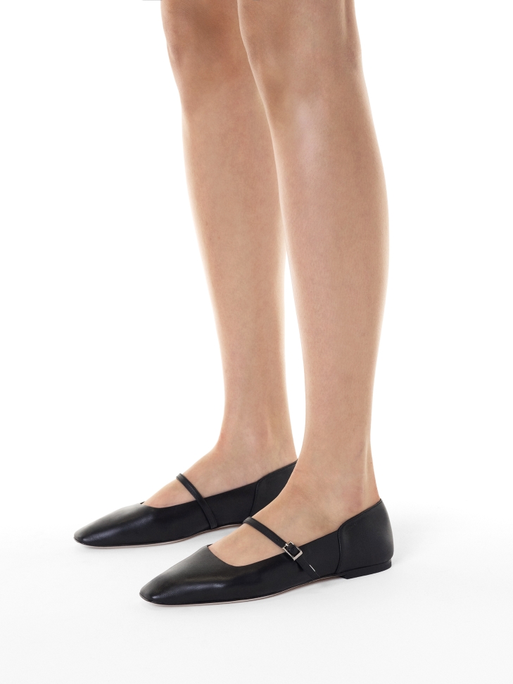 Ballerines en cuir souple noir  KS BEAU